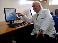 Dr. Lautaro Román G.