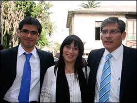Dr. Felipe Ruiz, Sra. Loreto Landeros y Sr. Roberto Ruiz