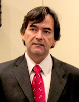 Dr. Renato Rebolledo