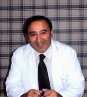 Dr. Carlos Domínguez