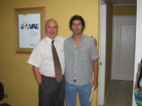 Dr. Medardo Urbina y su hijo Mauricio