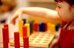 Peso extremadamente bajo de nacimiento se relaciona a problemas de inteligencia