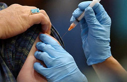 Vacunación antigripal reduce los eventos cardiovasculares del síndrome coronario agudo