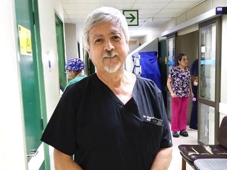 Dr. Hugo Becerra Sagredo