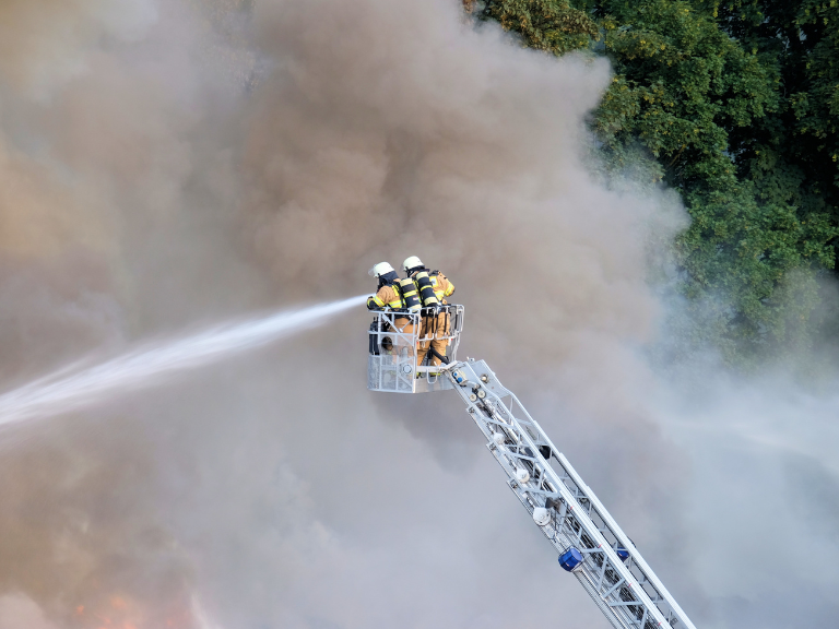 incendios, primeros auxilios, contención emocional, redes de apoyo