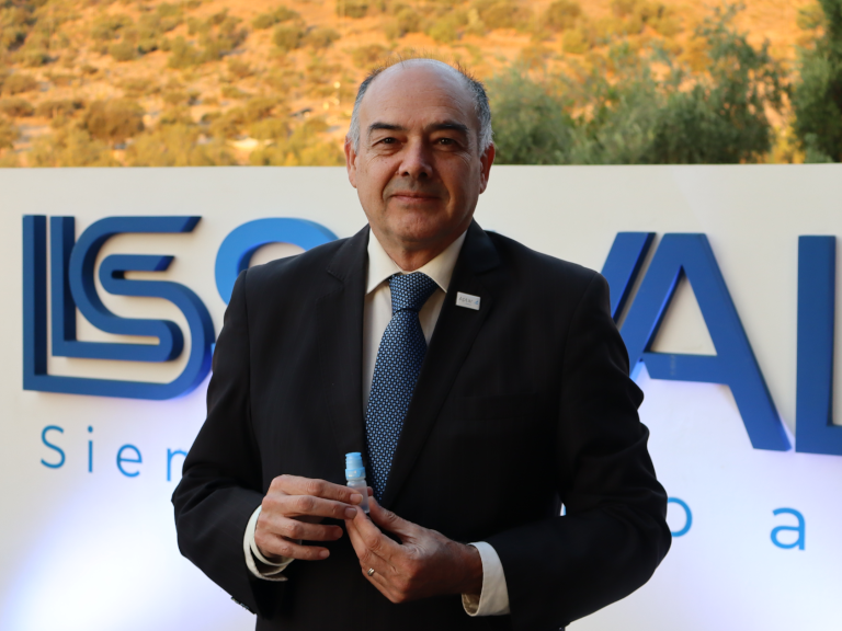 OSD, oftalmología, Ophthalmic Squeeze Dispenser, Ariel Álvarez Novoa