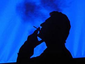 El tabaco en cualquier forma es un factor de peligro para el cáncer esofágico