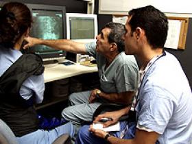 Manejo antitrómbotico combinado presenta riesgo de hemorragia gastrointestinal