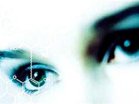 Bevacizumab seguro y eficaz para tratar el edema macular cistoide