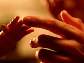 Cesáreas pueden aumentar riesgo de asma infantil