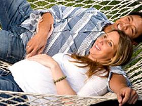 Inducción electiva del parto reduce el riesgo de cesárea