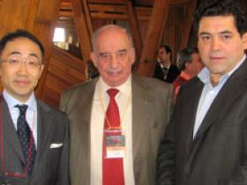 Dres. Naoki Hiki, Pedro Llorens y Armando Godoy