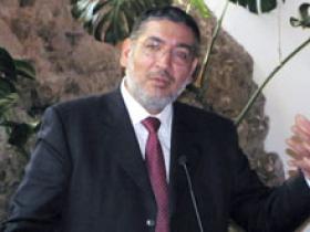Dr. Luis Contreras Meléndez