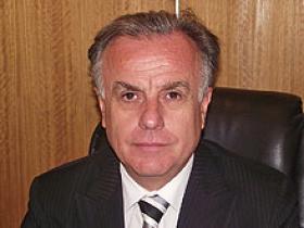 Dr. Emilio Santelices