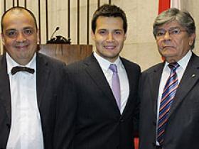 Dres. Cristian Salazar, Carlos Beddings y Antonio Orellana