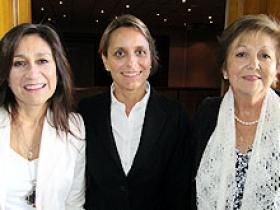 Dras. Alicia Espinoza, Magdalena Celis y Sonia Figueroa
