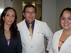 Srta. Consuelo Espoz y Dres. Carlos Astudillo y Andrea Ramos