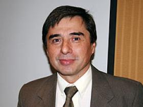 Dr. Raúl Araya Jofré