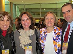 Dres. Montserrat Molgó, Marcela Le-Bert, Jean Bolognia y Francis Palisson