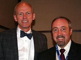 Dres. Steven Koop y Michael Healy