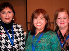 Dras. Mariella Guerra, Enna Santiago y Olga Crespo