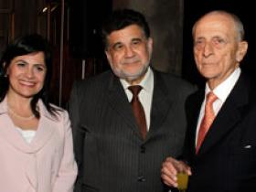 Srta. Elena Rojas, Dr. Ernesto Behnke y Sr. Emilio Saval