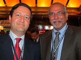 Dres. Rodrigo Zapata y Jacob Korula