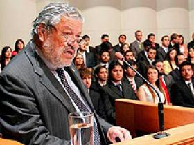 Dr. Raúl González Ramos