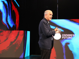 Christopher J. L. Murray, Institute for Health Metrics and Evaluation, IHME, Universidad de Washington, Seattle, Congreso Futuro 2026, Centro Cultural CEINA, Santiago, Chile, Organización Mundial de la Salud, OMS, Colaboración de la Carga Global de Enfermedad, amenazas a la salud global, obesidad, desigualdad de ingresos, baja escolaridad, guerra nuclear, inteligencia artificial maliciosa, resistencia antimicrobiana, RAM, tabaco, consumo de alcohol, malnutrición infantil, transición epidemiológica, enfermedades no transmisibles, diabetes, demencia, enfermedad de Alzheimer, enfermedad cardíaca, cáncer, trastornos musculoesqueléticos, osteoartritis, cambio climático, enfermedad renal crónica, neumonía intrahospitalaria, pandemias, COVID-19, estandarización de datos, medición de la salud global, esperanza de vida, política pública, sistemas de salud, cobertura universal de salud, innovación en salud, planificación sanitaria