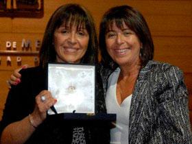 Dras. Hilda Bonilla y Lorena Binfa