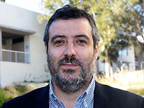 Dr. Camilo Cid Pedraza