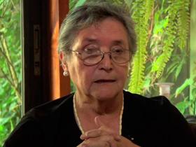 Dra. María Elena Carrera