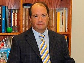 Dr. Hugo Hernández Vidal