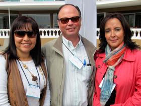 Dres. Laigo Tay, Francisco Javier Donoso y Paola Ciocca