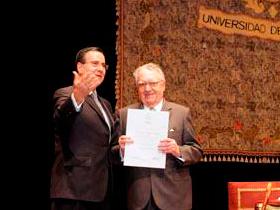 Sr. Orlando Poblete y Dr. Fernando Orrego