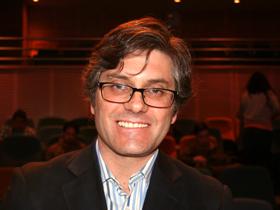 Dr. Nicolás Correa Irarrázabal