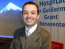 Dr. Raúl Barría Romero