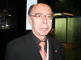 Dr. Arnoldo Quezada