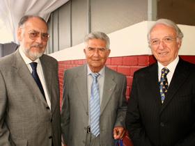 Dres. Patricio Zapata, Guillermo Salas y Gregorio Cenitagoya