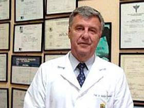 Dr. Attila Csendes Juárez