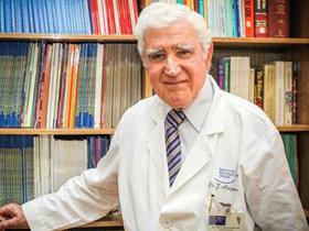 Dr. Juan Arraztoa Elustondo