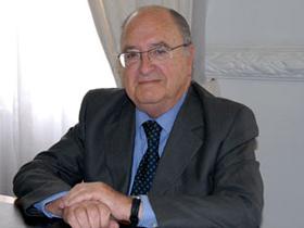 Dr. Fernando Monckeberg Barros