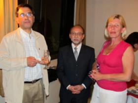 Dr. Jorge Naranjo, Sr. Roberto Castillo y Dra. Heide Peschke