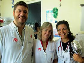 Dres. Alexander Bataszew, Priscilla Prado y Beatriz Silva
