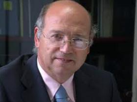 Dr. Ángel Gil Hernández