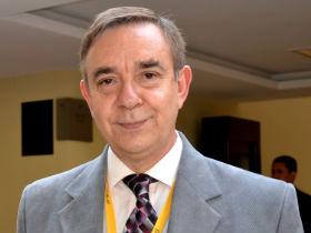 Dr. Mario Calvo Gil