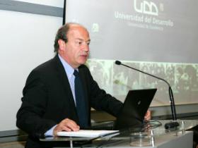 Dr. Pablo Vial Claro