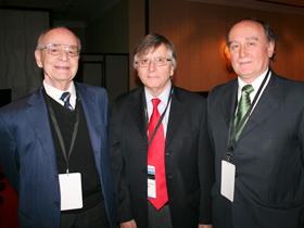Dres. Enzo Devoto, Carlos Fuentalba y Héctor Gajardo