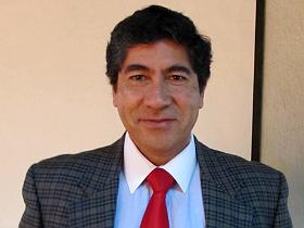 Dr. Fernando González Salas