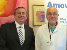 Sr. Alejandro Cares y Dr. Sergio Muñoz